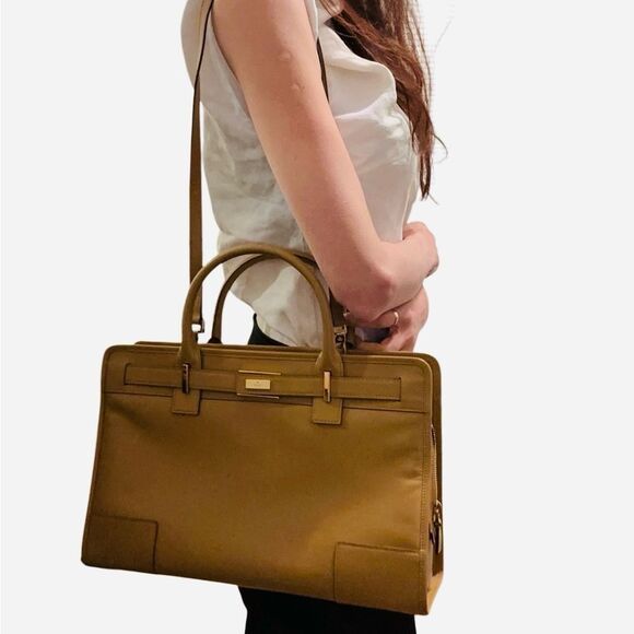 Gucci Kelly Brown Leather Handbag - Picture 1 of 15